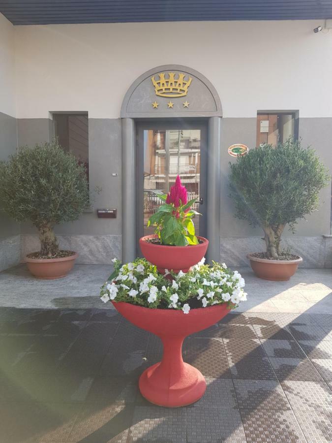 Hotel Italia Dormelletto Eksteriør bilde